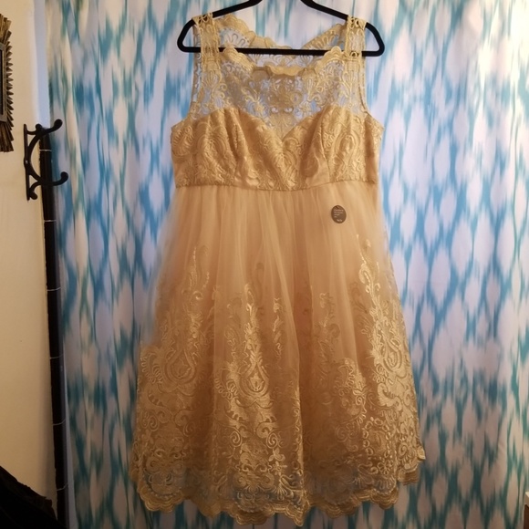 Chi Chi London Dresses & Skirts - Chi Chi London Maternity Hollie Dress